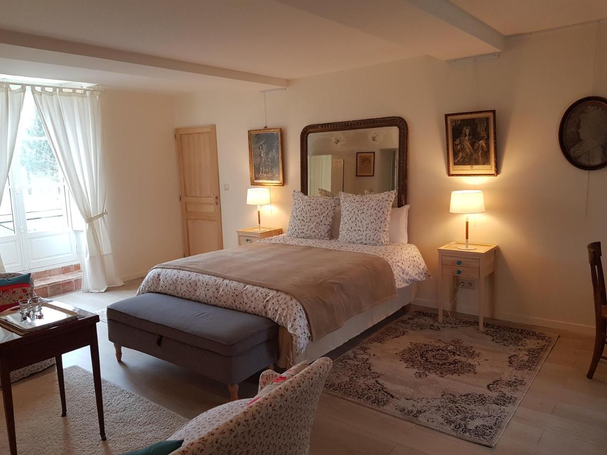 Bed and Breakfast Le Manoir Du Ribardon Neuvy-au-Houlme Exteriér fotografie